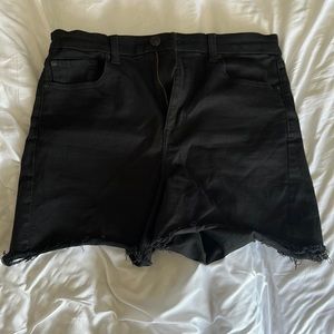 AE black denim shorts size 12
